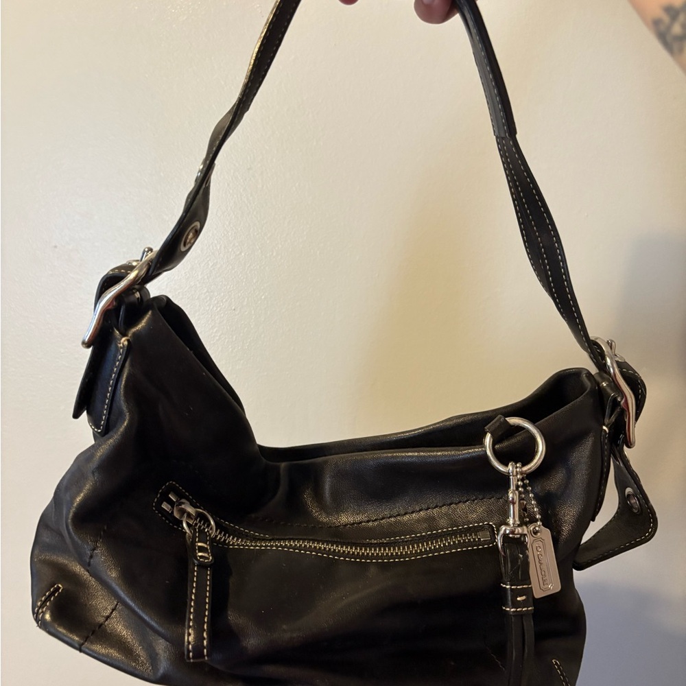Vintage Coach Black Leather Shoulder Bag